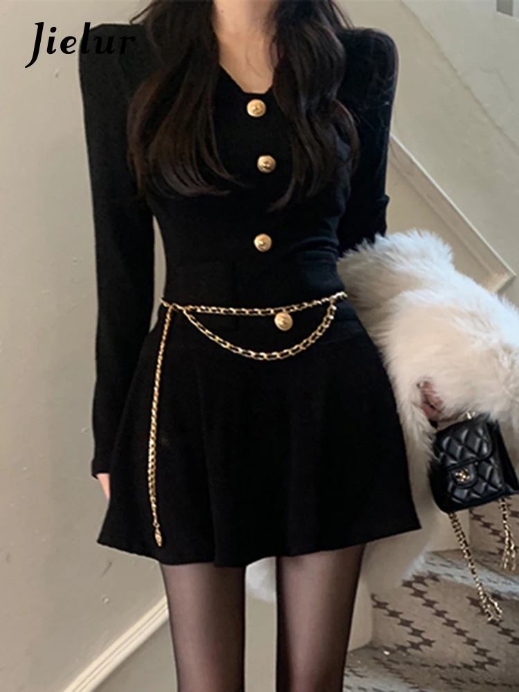 Jielur sexy schwarz stricken weibliche Mini kleid schicke Kette Knöpfe schlanke V-Ausschnitt Mode Damen kleider einfarbige Winterkleider