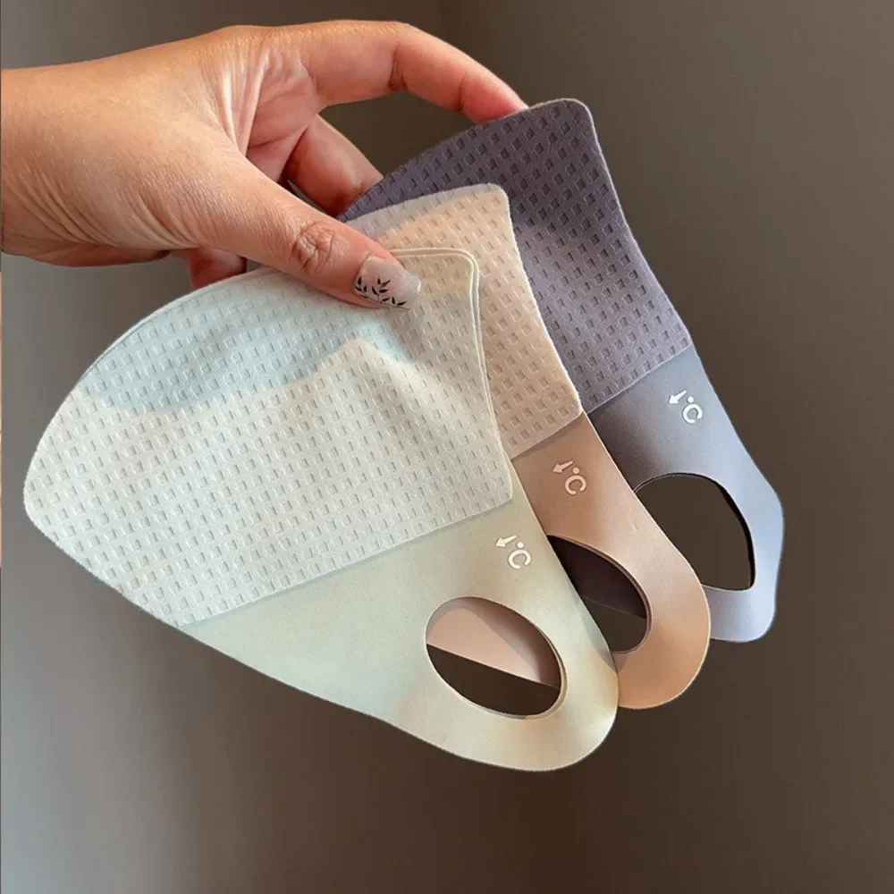 Breathable Ice Silk Mask Traceless Anti Pollen Sunshade Anti-UV Ultrathin Face Veil for Outing face mask