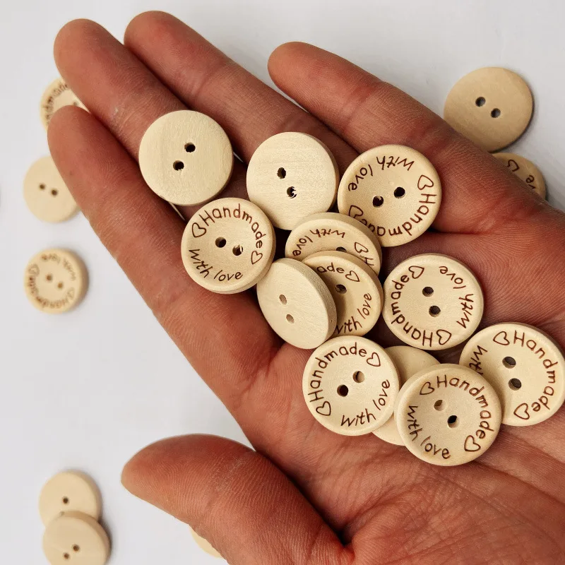 50pcs 15/20/25mm Natural Color Wooden Buttons Handmade With Love Letter Buttons For Sewing Scrapbooking Clothing Accessories
