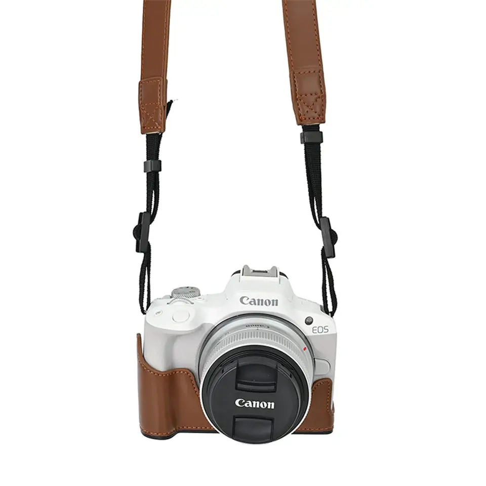 キヤノン EOS R50 (レンズ 18-45 ミリメートル) R100 ケースレザー