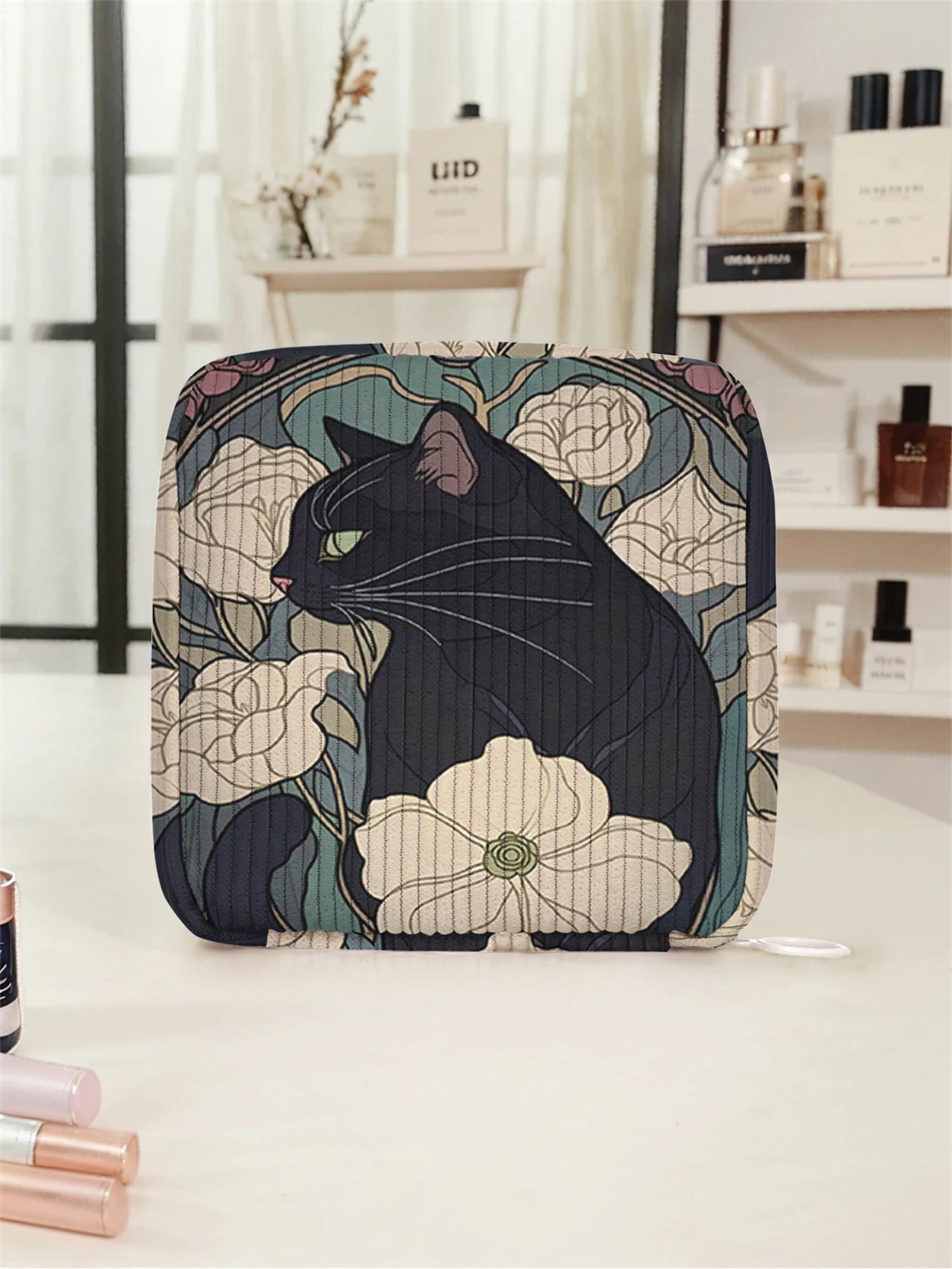 Cat and flower pattern printed sanitary napkin storage bag, women's lightweight tissue bag, sanitary tissue bag