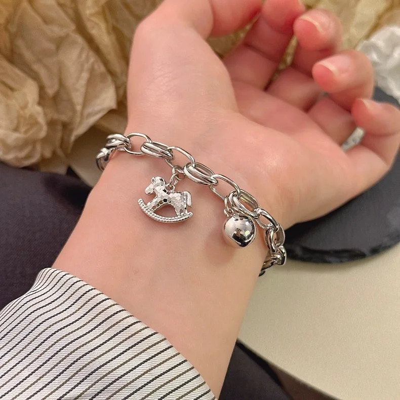 ADMETUS Collar Vikingo Para Hombre, Plata De Ley 925, Triángulo Vikingo, Collar Con Colgante De Runas Vikingas, Joyería Vikinga, Regalos Para Hombres, Plata Esterlina, No Es Una Piedra Preciosa