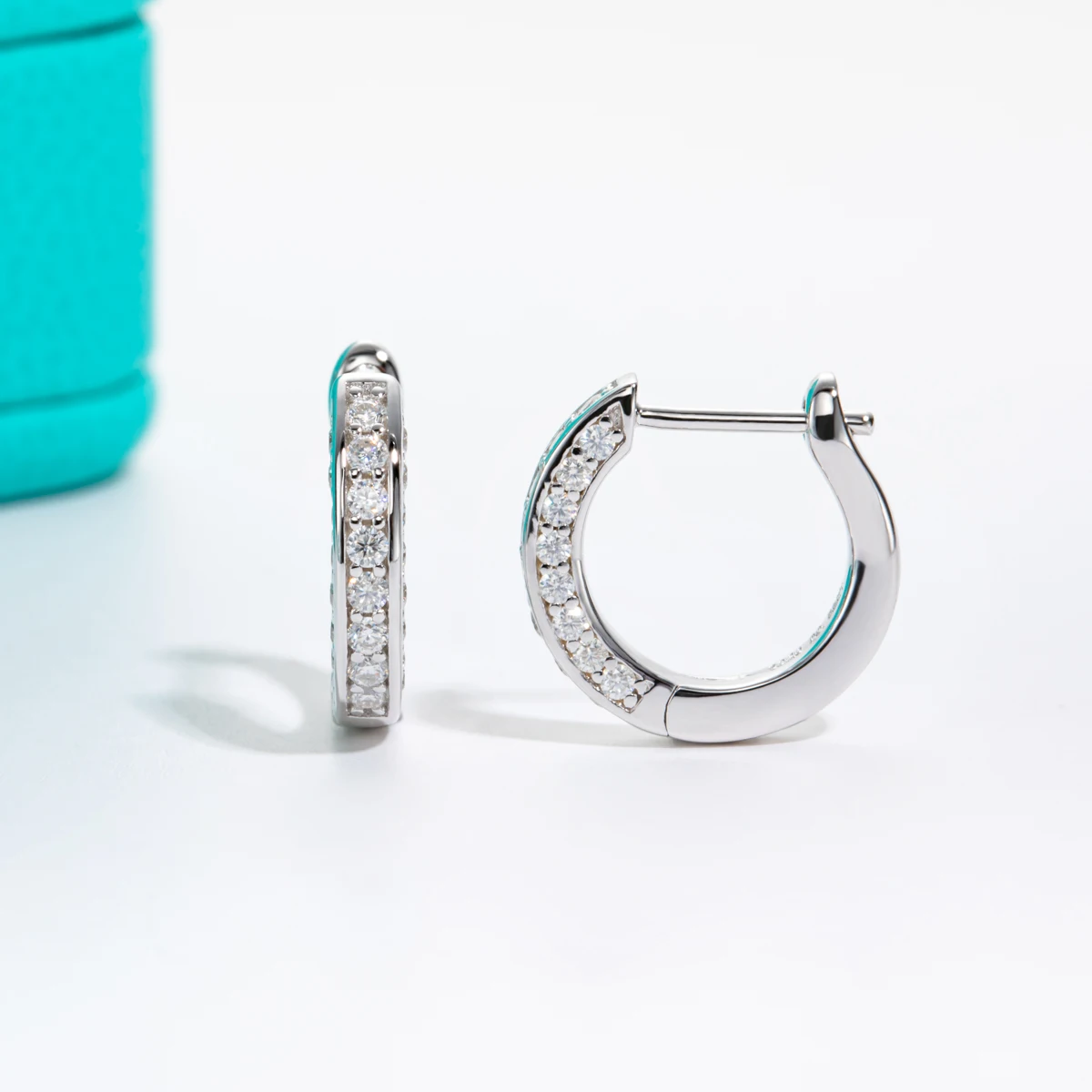 AnuJewel 0.56cttw Luxury Moissanite Ear Hoop Earrings 925 Sterling Silver Earring For Woman Wedding Engagement Jewelry Wholesale 3