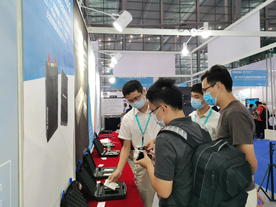 Sdee3a91e908845af8ffaa9e32bbef255B Professional UAV Ground Control Station Long Range Two-way data transmission Ground Control Station for Surveillance Drone