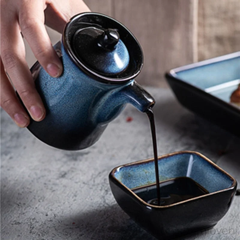 Japanese-style Ceramic Seasoning Pot Household Creative Kitchen Oil Salt Sugar Monosodium Glutamate Condiment Box Oil Pourer seasoning jar
