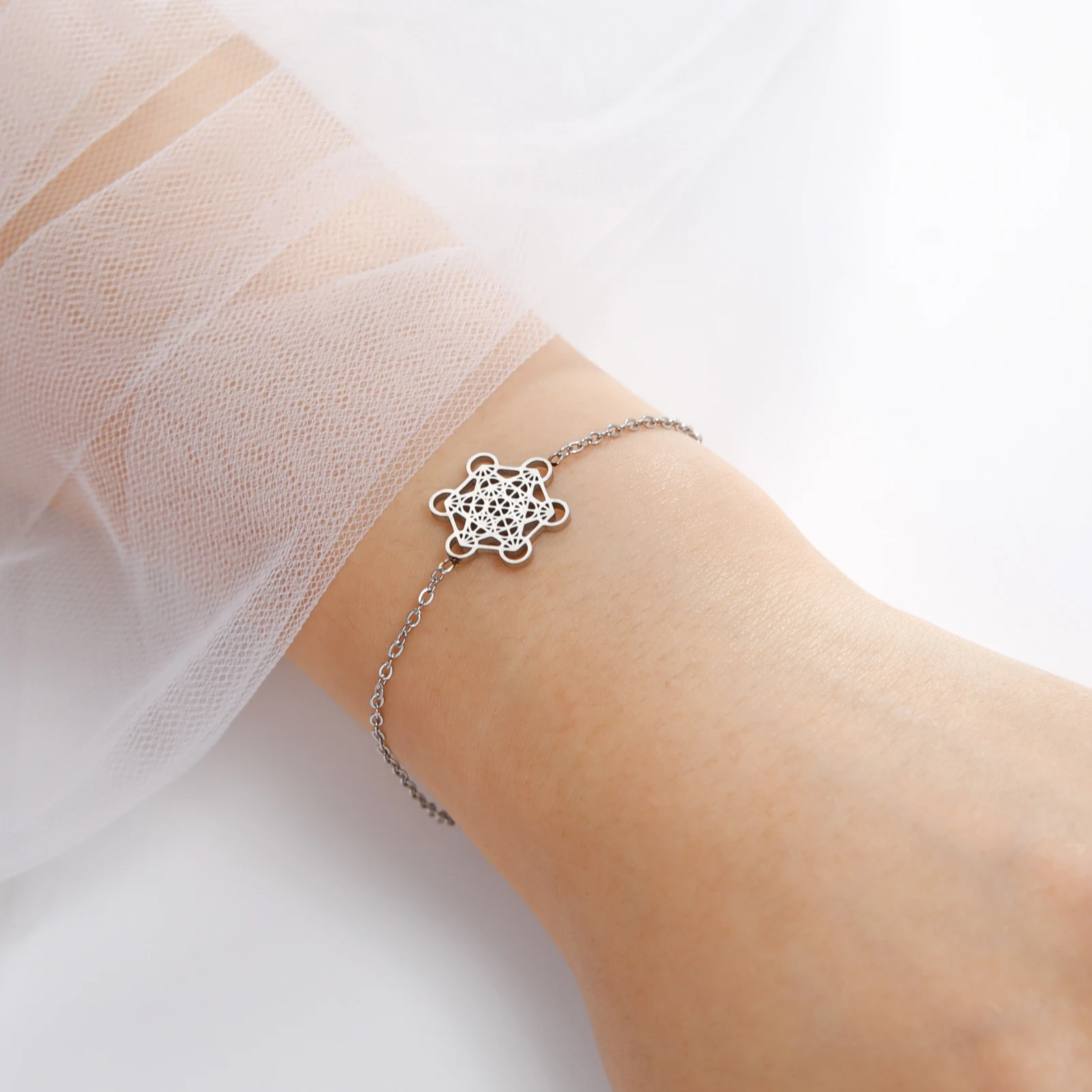 Bracelet Jewelry Skyrim Archangel Metatron Cube Bracelets Women Men Sacred Geometry Box Chain Bracelet Stainless Steel Amulet Religious Jewelry