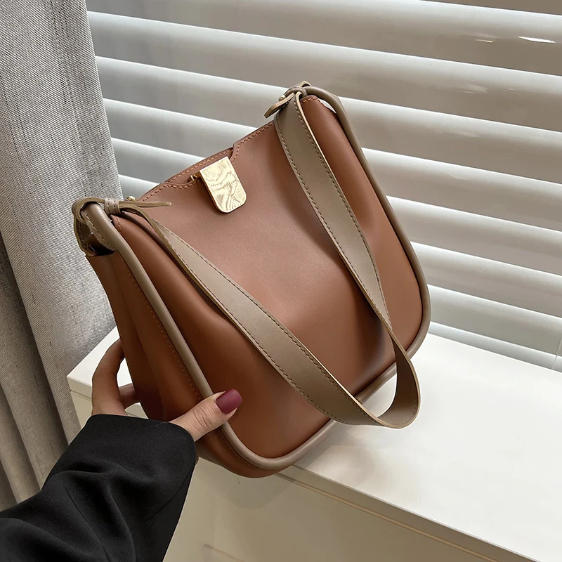 Vintage Simple Small PU Leather Bucket Crossbody Bags for Women 2023