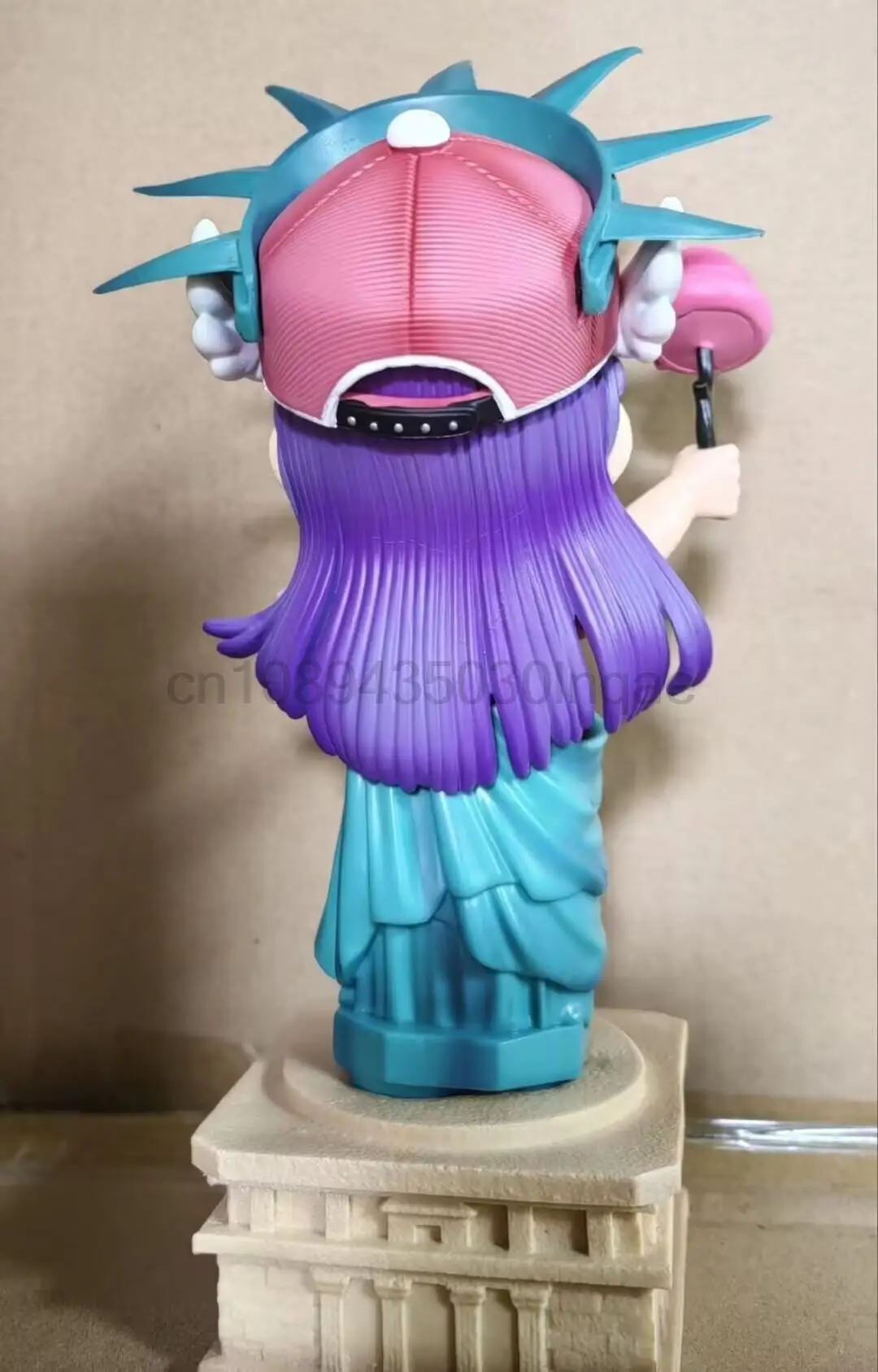 Zor Studio Dr. Slump Series Kaiju Arale Limited Figure Statue