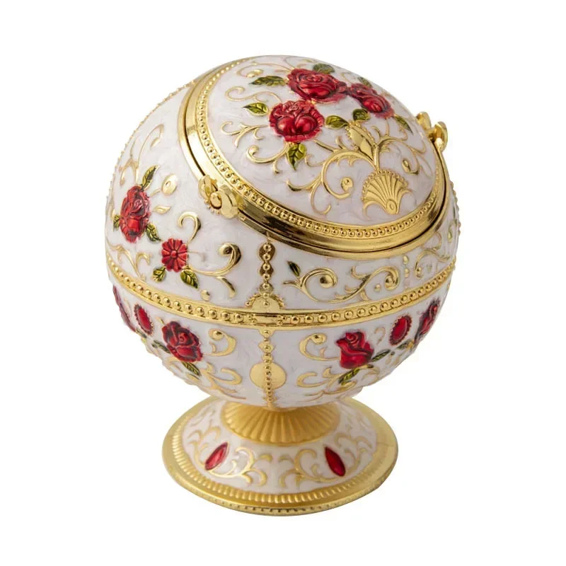 Creative Personality Office Hotel Metal Castle Spherical Ashtray With Lid Practical Coffee Table Ashtray Luxury Cigar