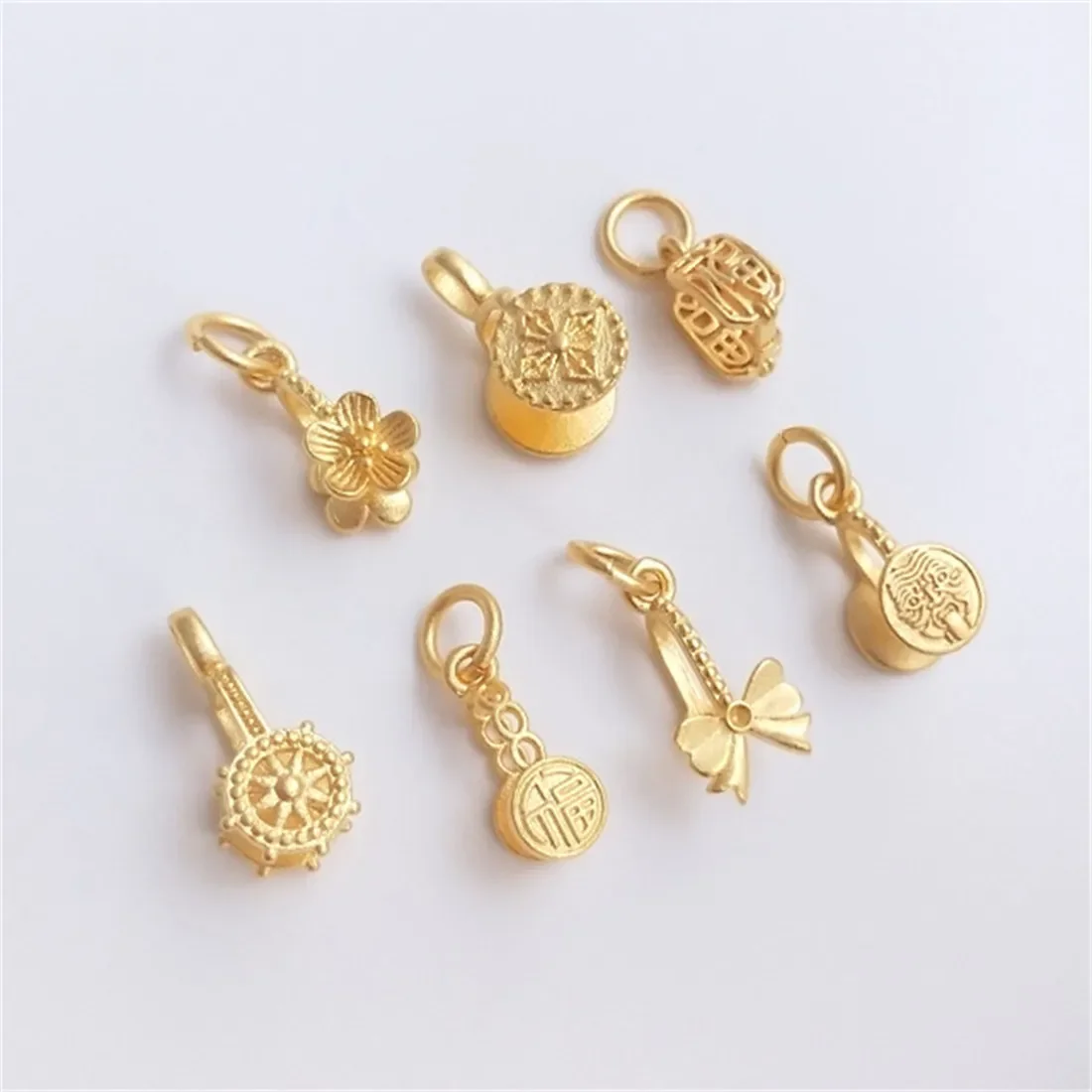 

Shajin Peach Blossom Blessing Word Bow Melon Seed Buckle Ping An Buckle Necklace Pendant Buckle DIY Claw Necklace Pendant Buckle