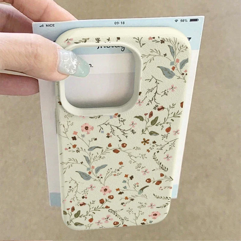 Elegant Small Flower Design Protective Phone Case