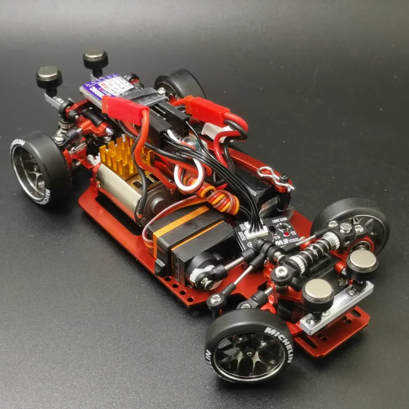 TGーRwd　1/24　ドリフトレーシングカー　McLaren 　ボデー付き aa39a9f4cf536fbe64b2ee12d5f24c