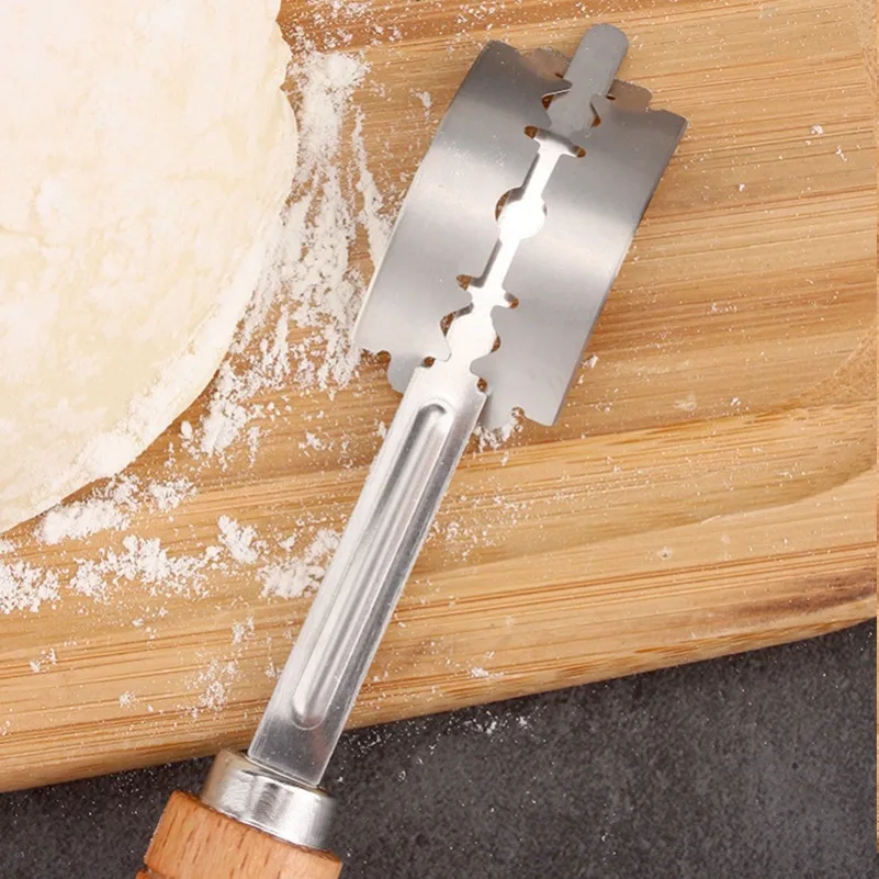 Dough Cutter with 5 Blades Toast Curved Baguette Bread Knife Wooden Handle Bakers Baking Accessory Pastry Spatulas