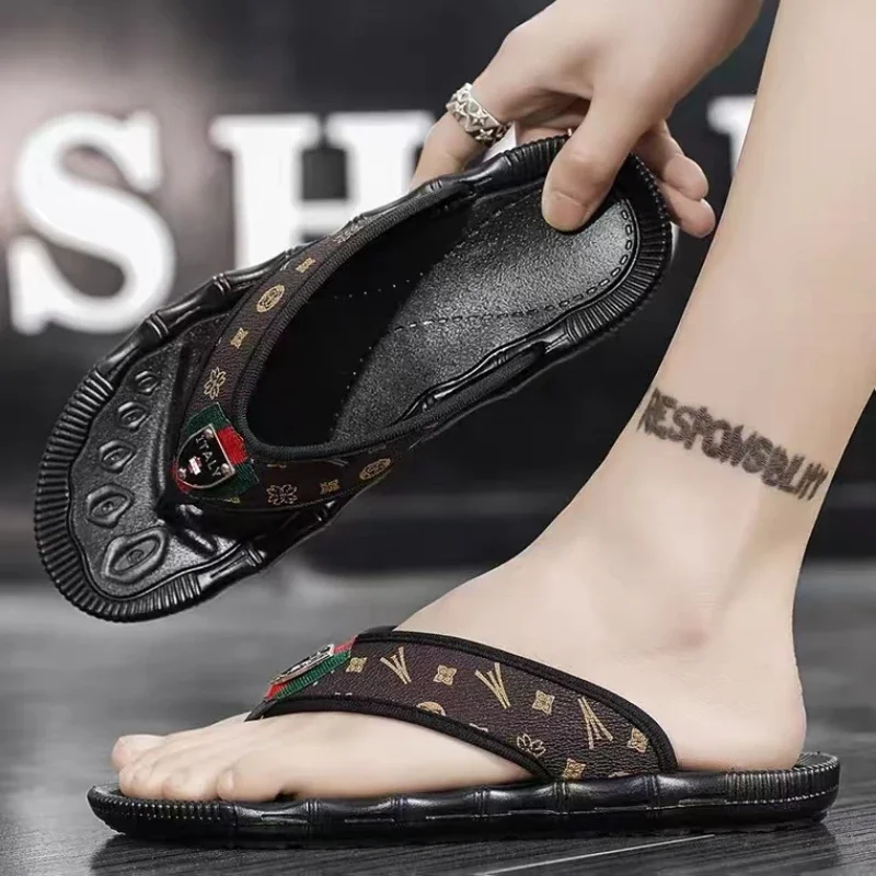 Men's Summer Slippers Flip Flops Beach Sandals Non-slip Casual Flat Indoor Outdoor Shoes
