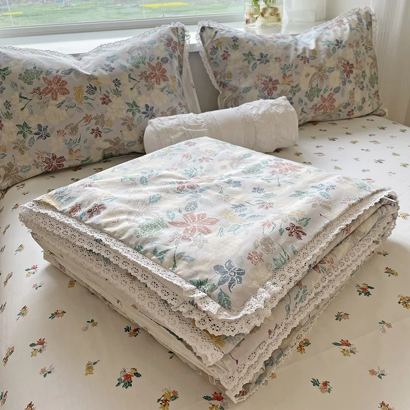 

High Quality Cooling Blankets Lace Soyfiber Air Condition Comforter Lightweight Summer Quilt Breathable Cotton Thin Quilt Stitch