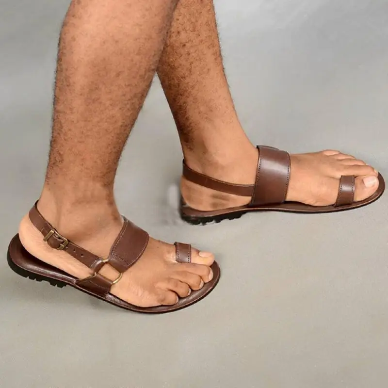 Men's Sandals Vintage Toe Ring PU Leather Male Flats Shoes Comfortable Travel Beach Slippers Summer Roman Big Size 38-48