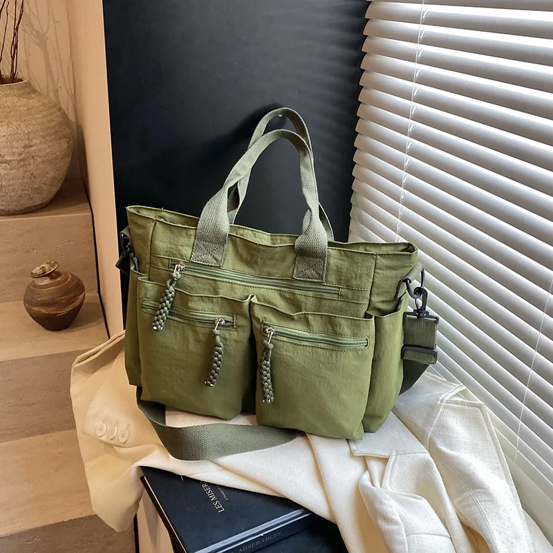 حقيبة سعة كبيرة