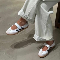 Adidas Originals Samba Jane White Silver Chaussures légères de style Balletcore pour femmes, baskets rétro pour filles KJ3785 1