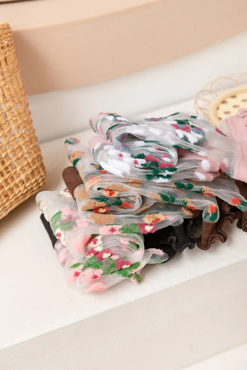 Floral Embroidery Crystal Silk Socks Summer Ultra-thin Transparent Vintage Lace Socks Women Sweet Girls Kawaii Cute Ruffle Socks