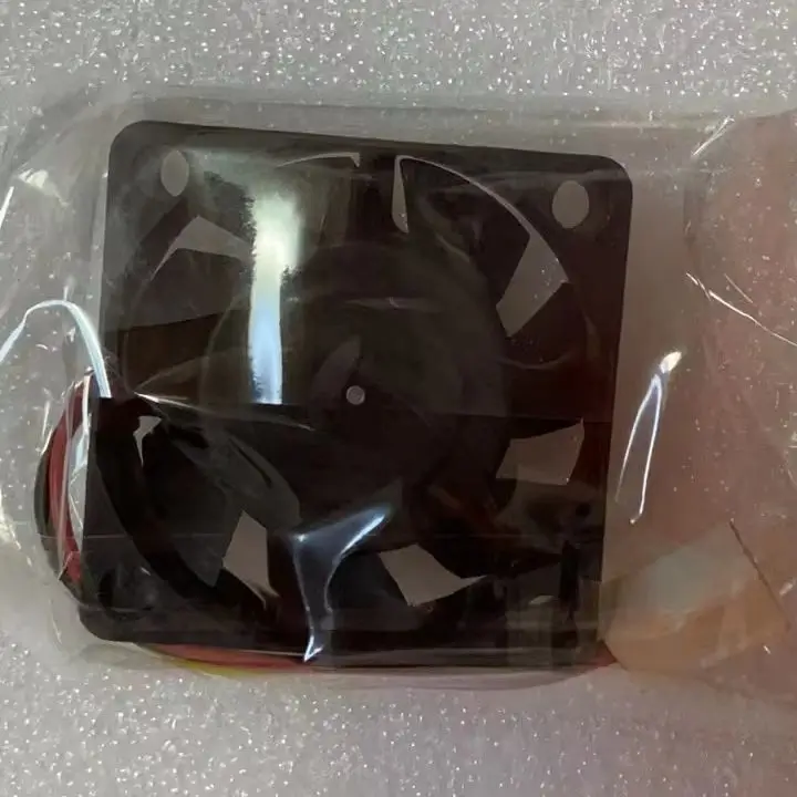 1606KL-05W-B59 Fan White Plug 1606KL 05W B59，ping