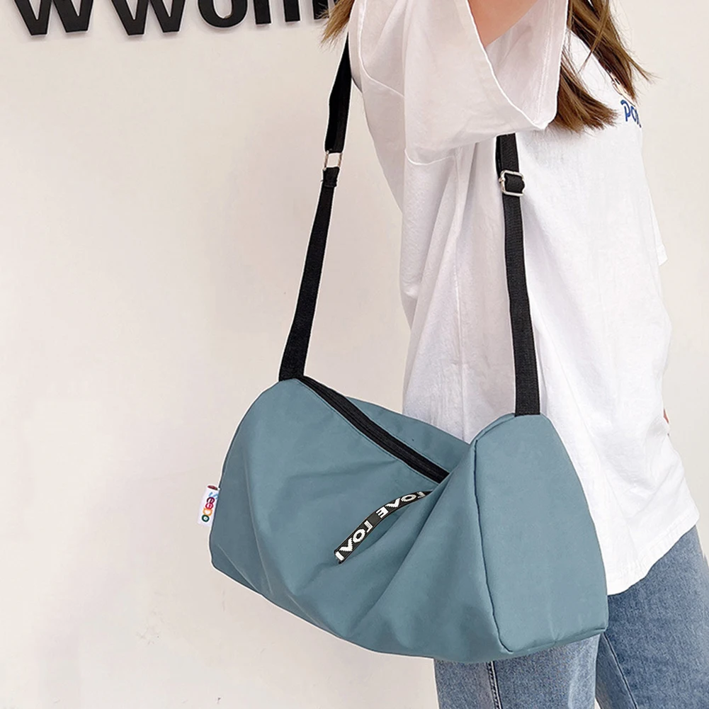 Multifunctional Travel Bag Large Capacity Portable Fitness Training Bag Multi-Pockets Hand Luggage Bag Lightweight for Women Men