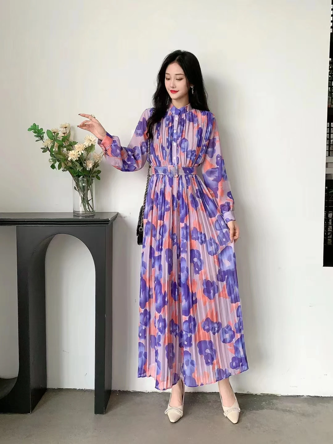 Robe drapée prune avec ceinture ornée - Canada