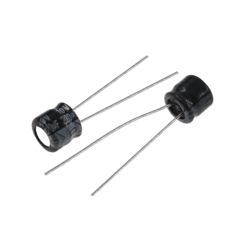 20 Condensatori Elettrolitici 220uF 10V Radiali 5x7mm – Lotto Da 20 Pezzi