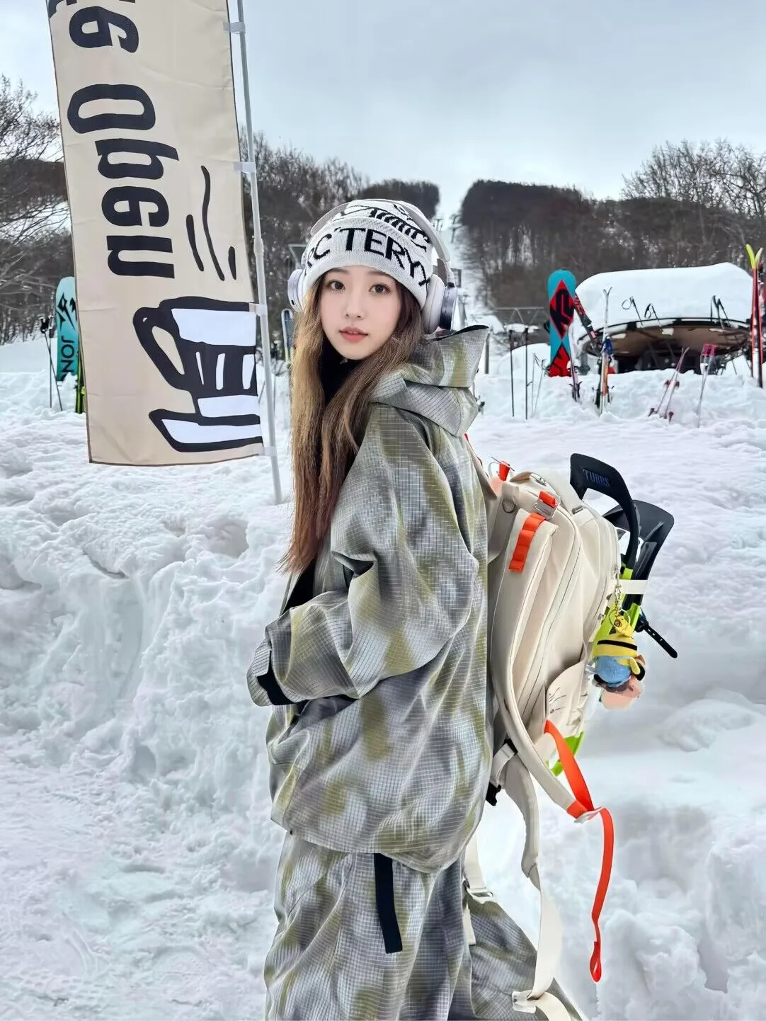 남녀공용 위장 스키 재킷, 스키 바지, 따뜻하고 방풍 기능이 있는 후드 겨울 작업복, 방수