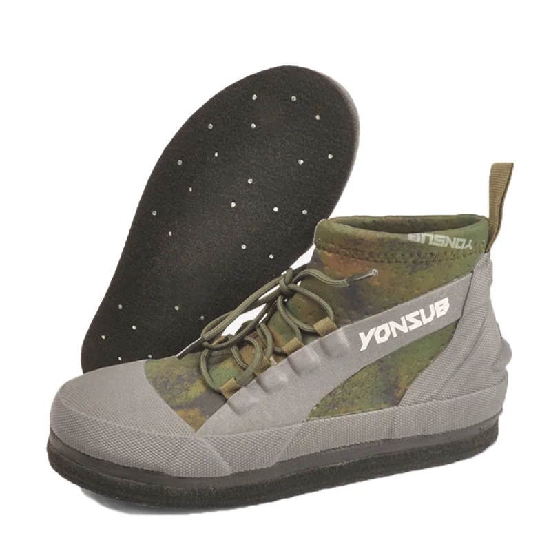 Anti Slip Rock Fishing Reef Climbing Shoes Unisex Pro Outdoor Steel Nail Shoes Waterproof Keep Warm Boots