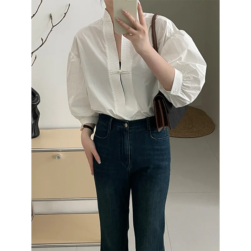 

SuperAen Весна 2024 Новая китайская винтажная Пряжка белая женская рубашка в Корейском стиле с рукавом свободного покроя