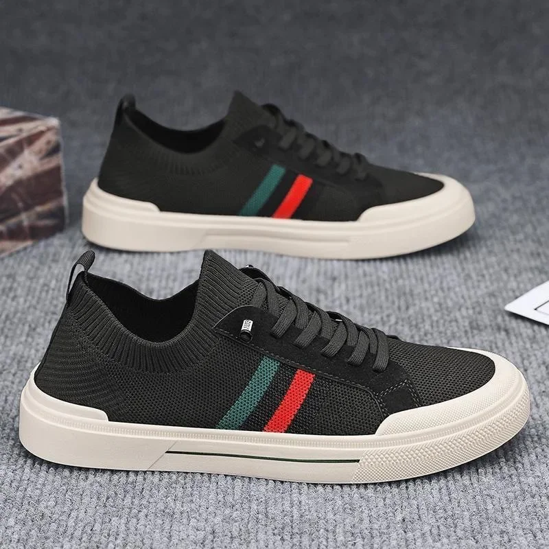 Breathable Men's Shoes Summer Mesh Board Shoes Soft Soled Outdoor Casual Sports Shoes Trend Men Sneakers Slip-on Canvas Shoe 2