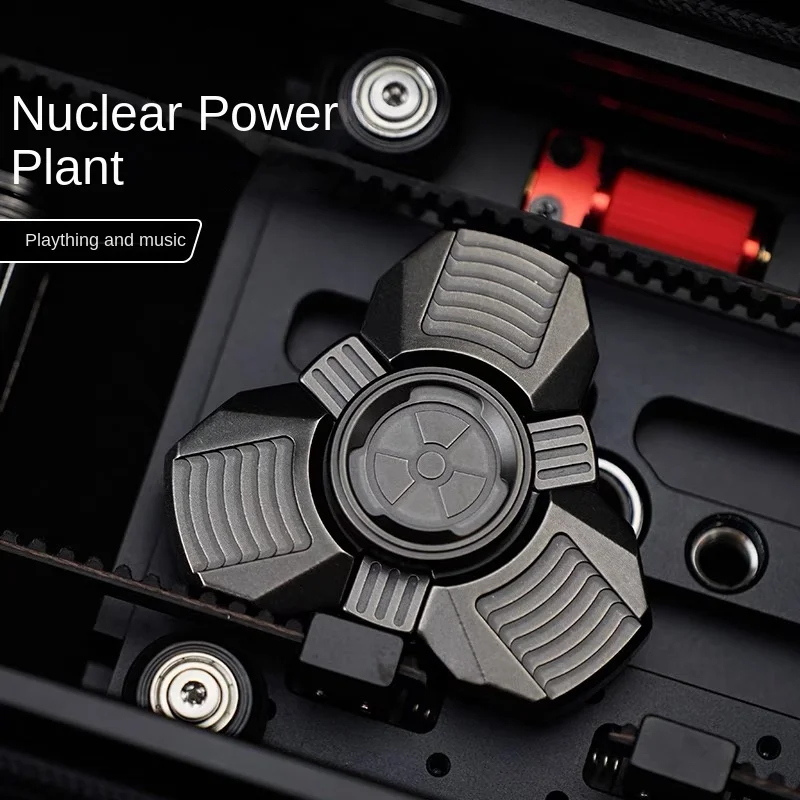 

Playing with Wulezhi Nuclear Power Station Fingertip Gyro Waste Soil Technology Adult Metal Decompression Toy EDC