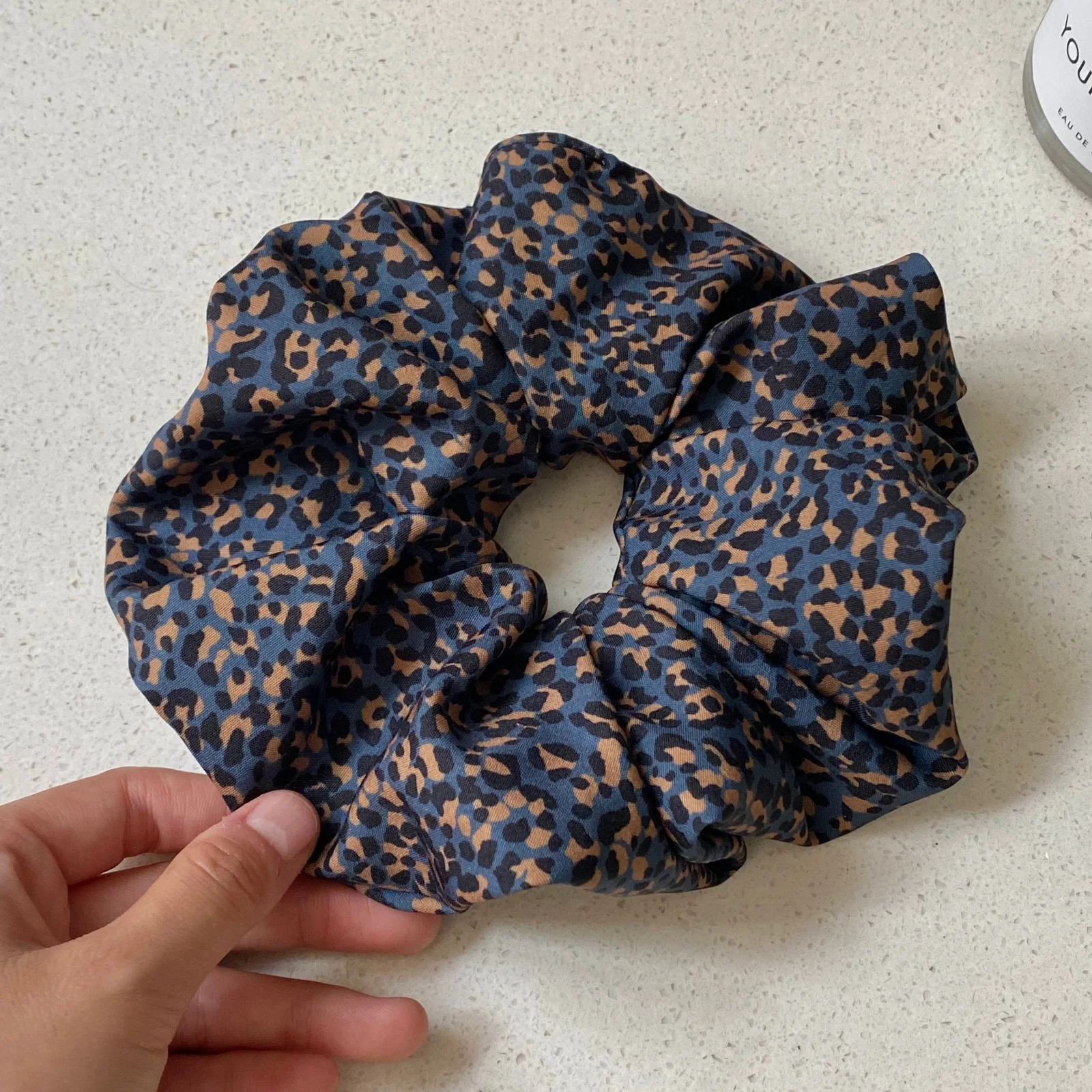 Leopard Print Hair Scrunchie,Large Elastic Hair Tie, Retro Style Soft Hair Accessory For Women, Trendy Hair Band For Daily&Party