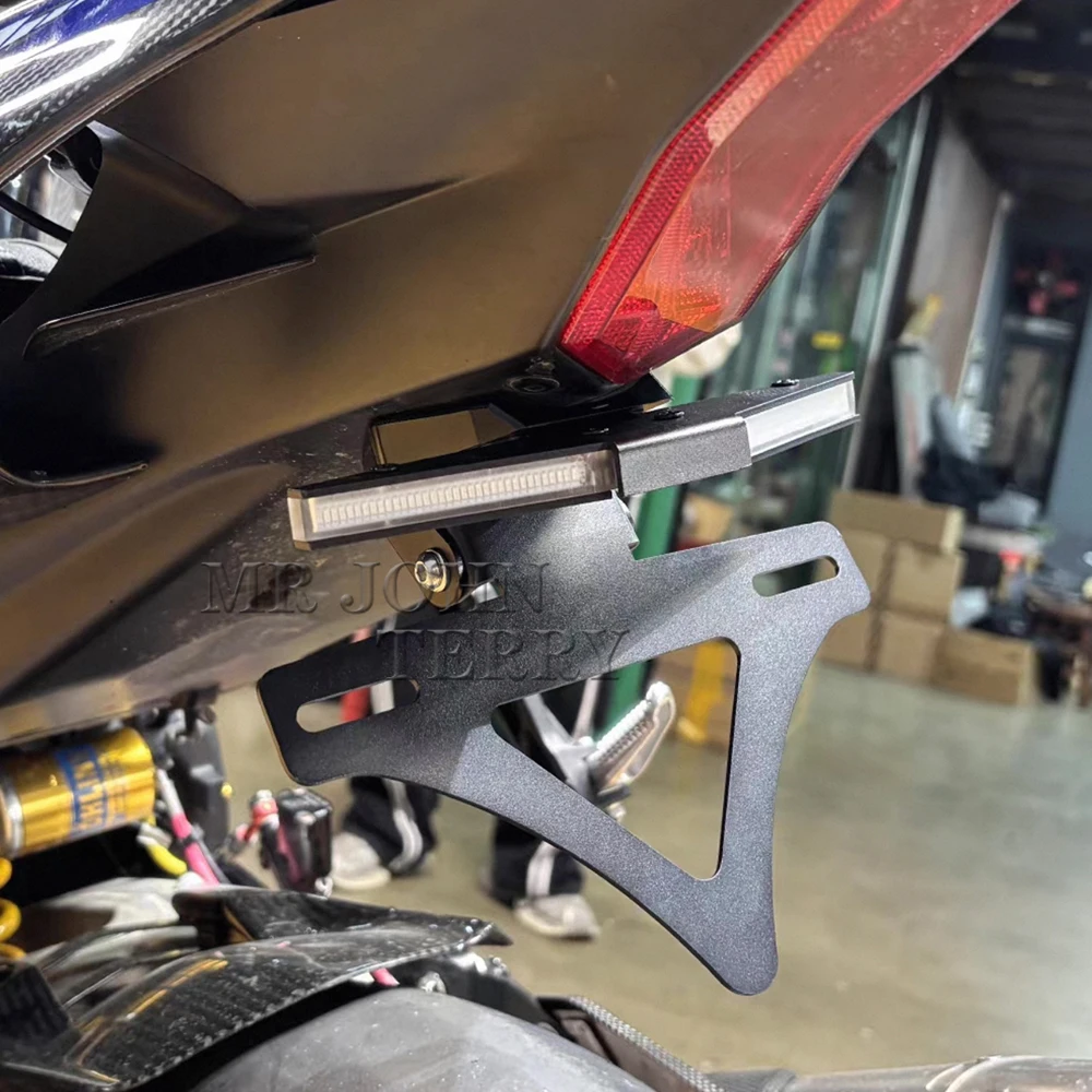 야마하 YZF R1M R1 2015-2025용 오토바이 번호판 홀더 LED 라이트 테일 타이디 펜더 번호판 홀더 YZF-R1 YZFR1