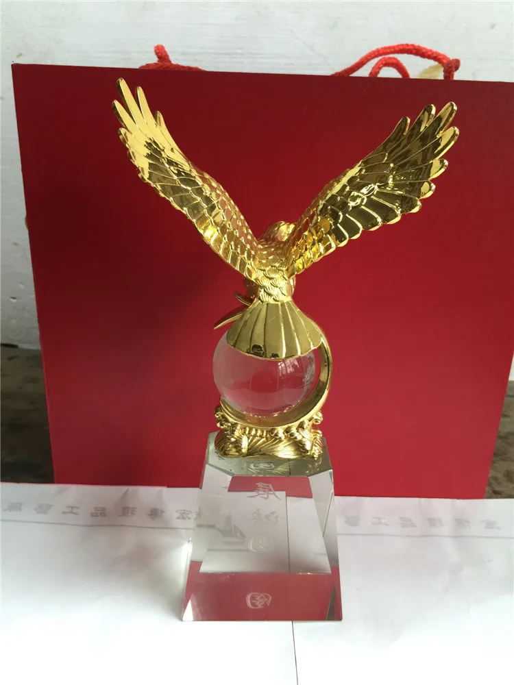 

BEST Business gift - TOP COOL Home office efficacious fortune Mascot Money Drawing gilding Eagle vulture lanneret art statue