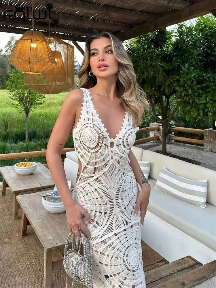 Sexy Women's Light Luxury Pearl Bead Design Hollow Out Long Dress Stand Collar Long Sleeve Bodycon Dresses Party Vestidos