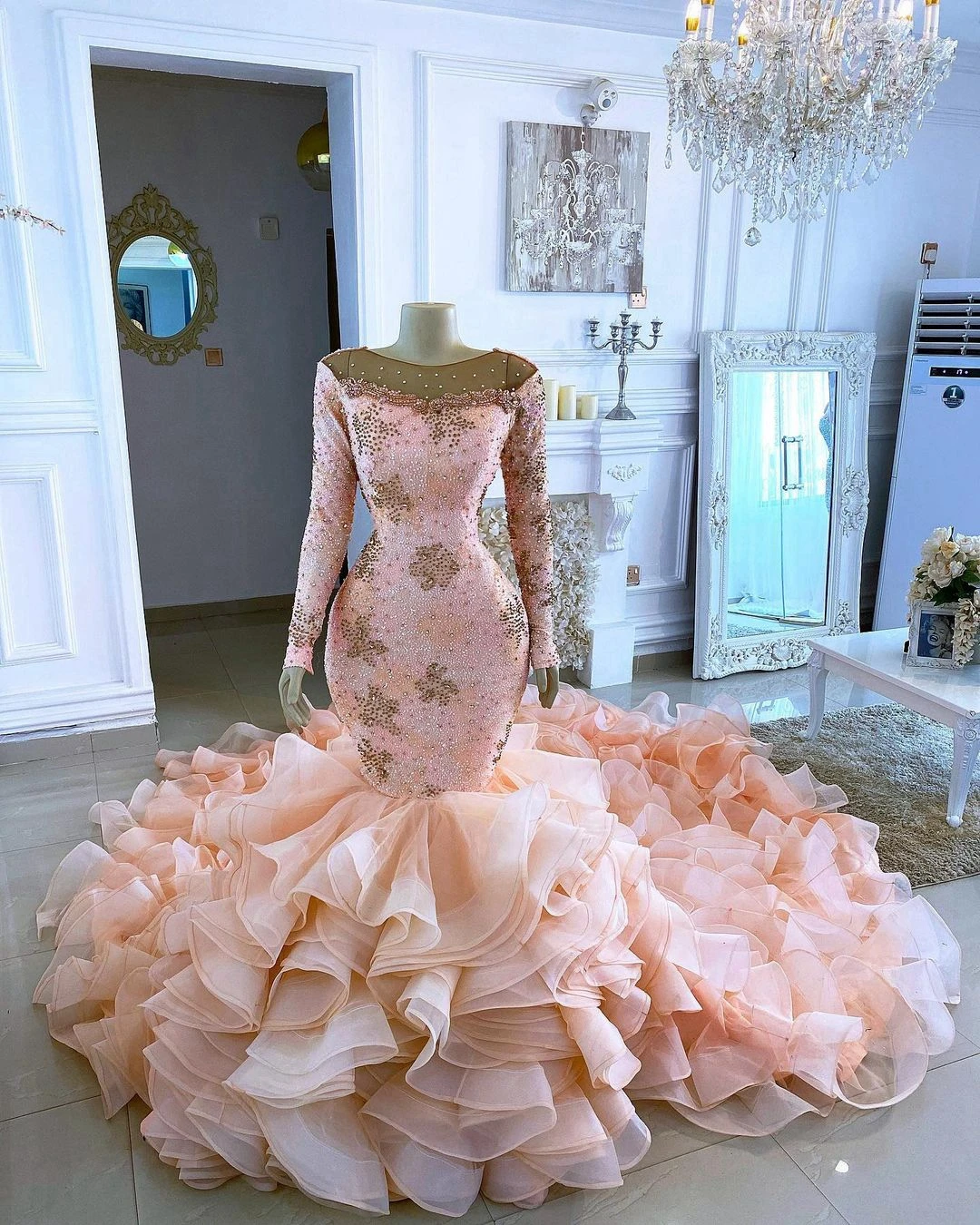 

Charming Scoop Heavy Beads Sequins Wedding Dress Cathedral Train Long Sleeves Robe Mariée Cascading Ruffles Bridal Gown 2023