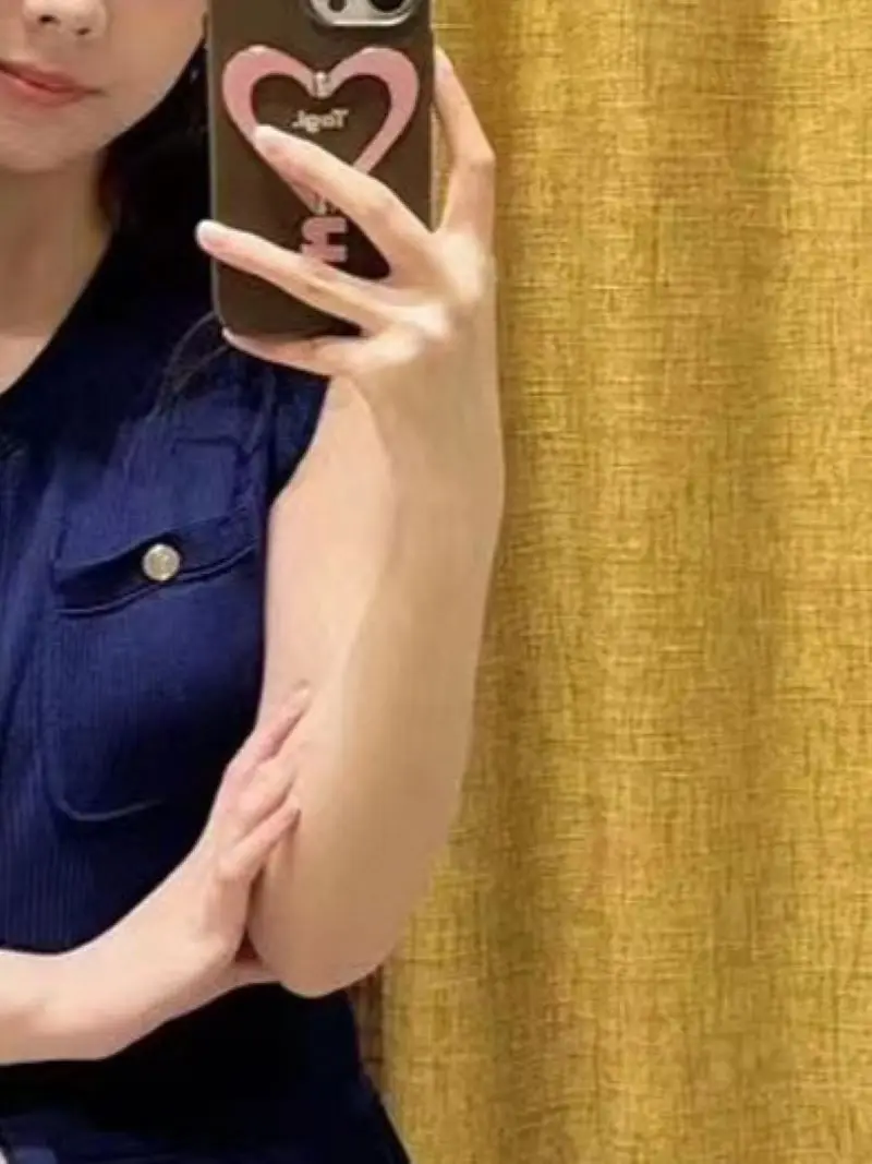 

Женское трикотажное платье-макси без рукавов, однобортное Плиссированное элегантное осеннее платье с круглым вырезом, 2024