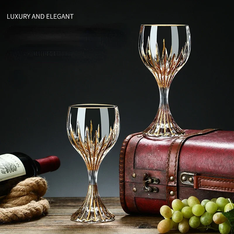

Luxurious painted red wine goblet 2 Pack gift box housewarming gift glass set crystal glass