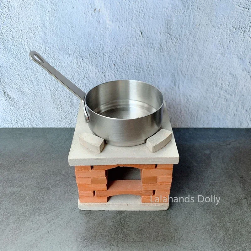 Doll house mini stainless steel soup pot/stove top gasket model decorative accessories for doll house kitchen furniture