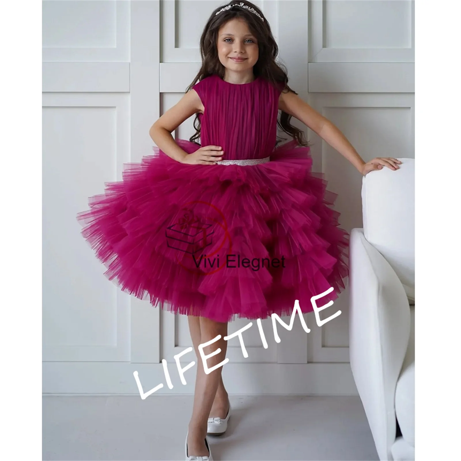 

Burgundy Tiered Sleeveless Fashion Flower Girl Dresses New Pleat Wedding Party Gowns with Belt فساتين اطفال للعيد Zipper Back