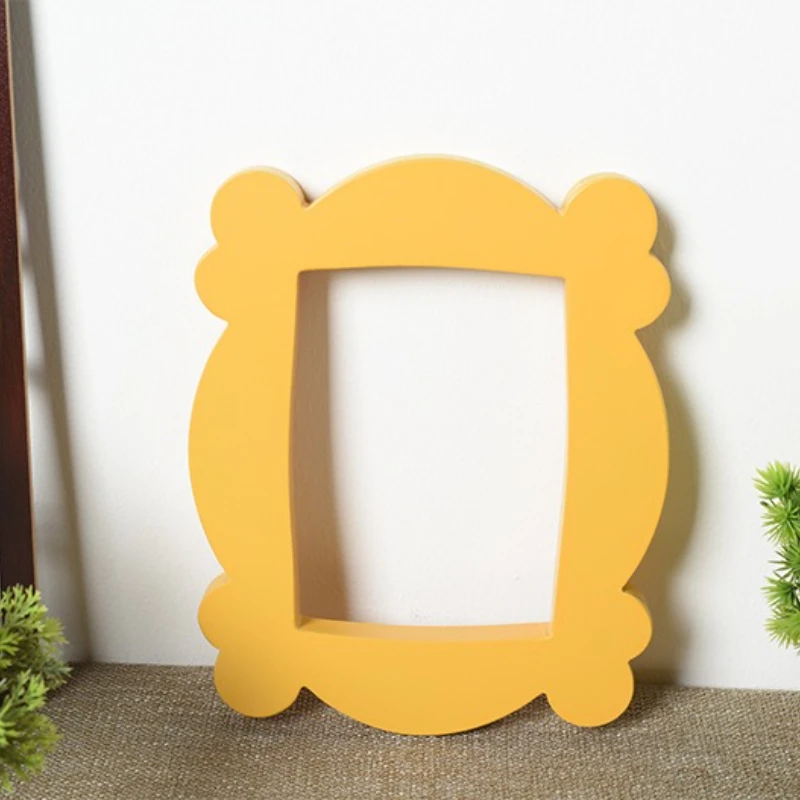 GW59 TV Series Friends Handmade Monica Door Frame Wood Yellow Photo Frames Collectible Home Decor Collection Cosplay Gift