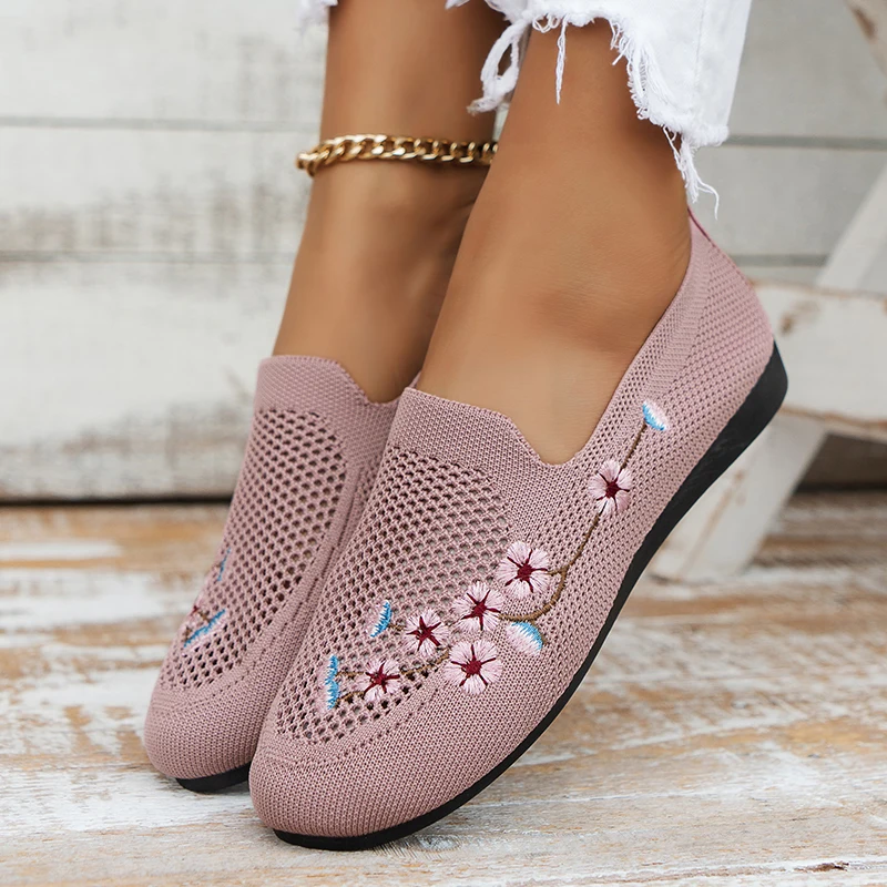 

Flats Shoes for Women Spring and Autumn New Round Head Breathable Mesh Shoes Embroider Ladies Shoes Casual Shoes Zapatos Mujer