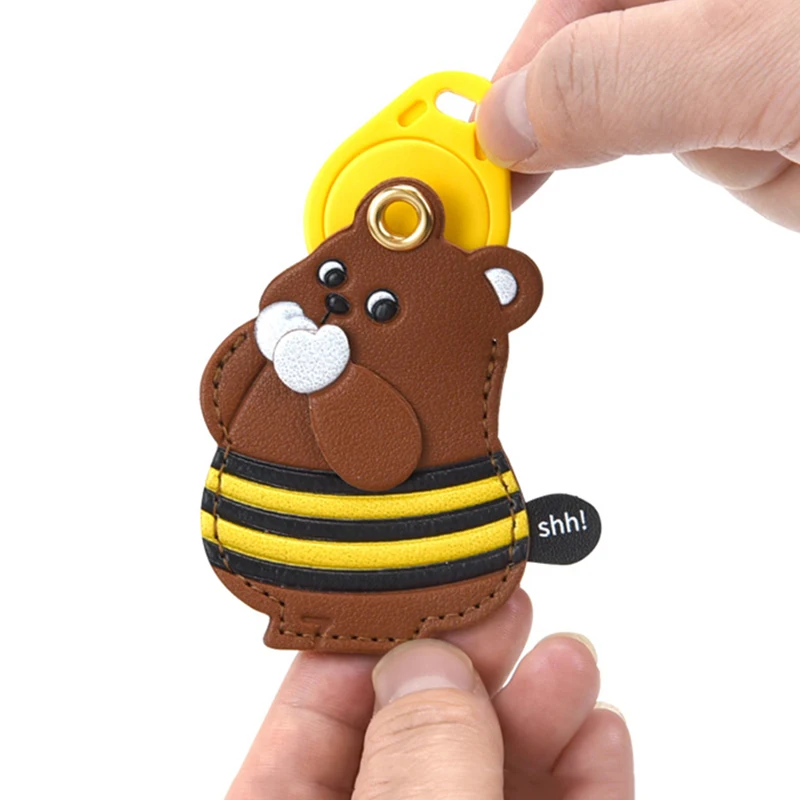 Urso bonito Keychain para menina e menino, porta-chaves engraçado, cartão de acesso pendente, estojo de couro kawaii, airtag, saco anti-perdido charme, presente funky