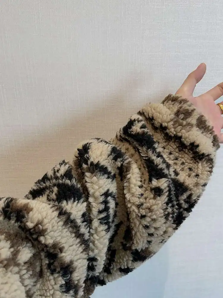 Winter Ethnic Jacquard Sherpa Jacket Men Geometry Stand Collar Coat Thickened Warm Fur Jacket Street Zip-Front Winter Outerwear