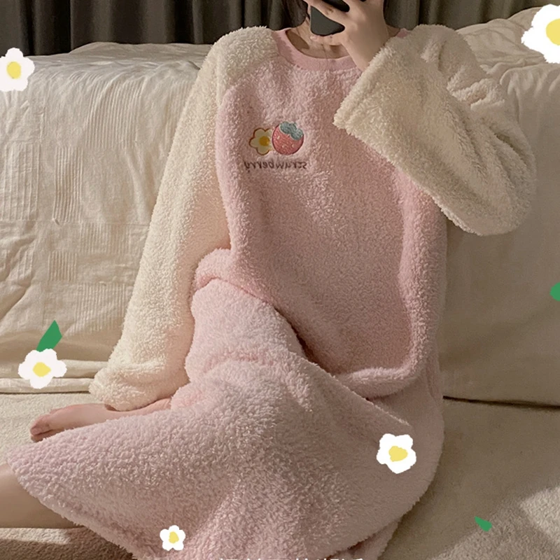 

Flannel Pyjamas Autumn Winter Thick Coral Velvet Nightgowns Long Sleeve Sleepwear Female Homewear Women Sleep Dress Warm