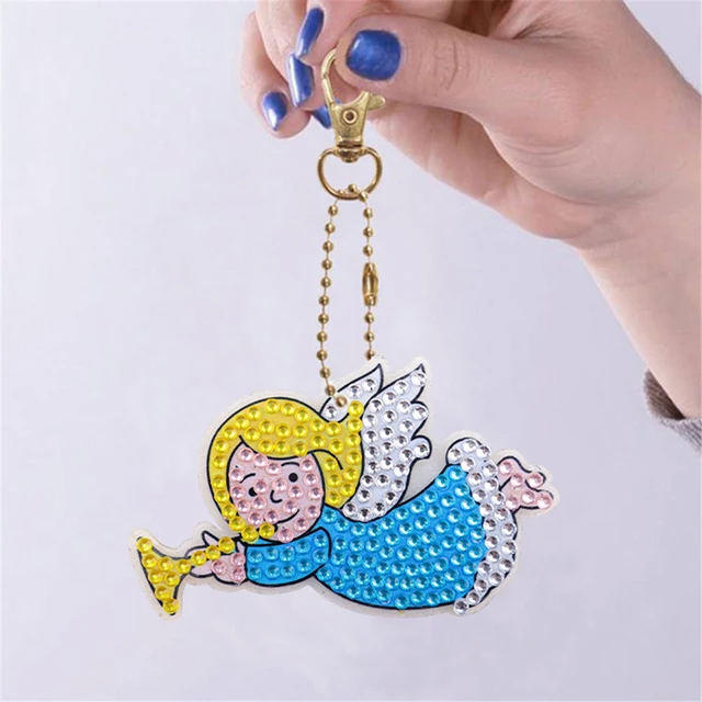 21 Pcs DIY Diamond Key Chain Ornaments 5D Key Ring Rhinestone Pendant  Decorative Hanging Ornament Art Kits Diamond Art Christmas Ornaments for  Kids (Cute Style)