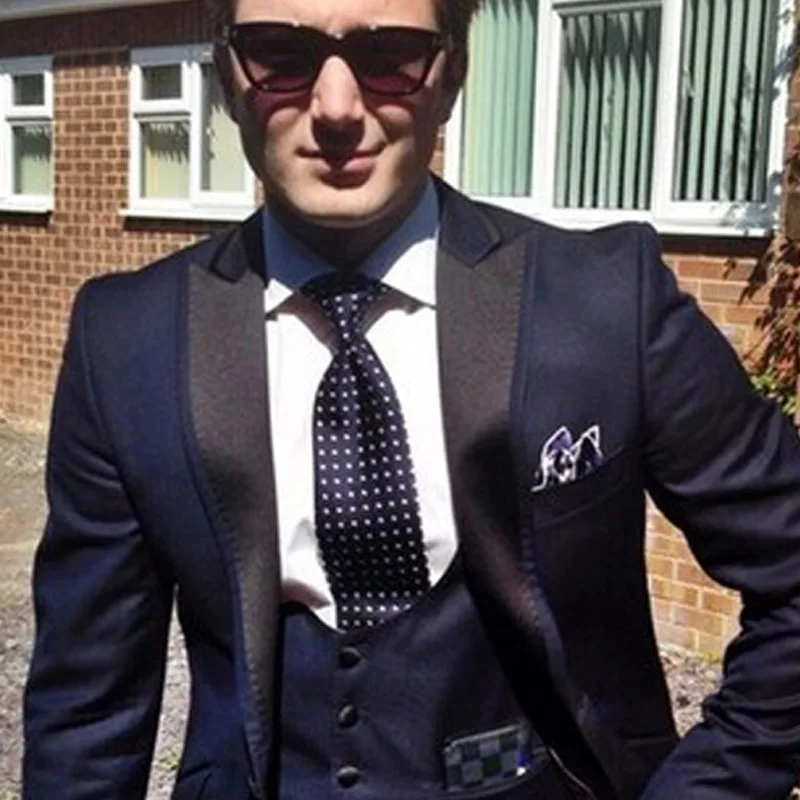 Navy Blue Business Men Suit Peaked Lapel Straight Custom Made Formal Wedding Groom Tuxedos Jacket+Pants+Vest