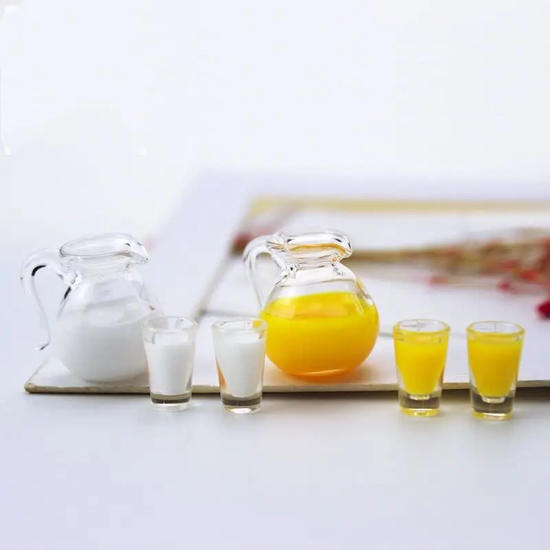 

USER-X 1:12 Dollhouse Doll House Mini Simulation Milk Juice Glass Pot Miniature Food Play Scene Ornament