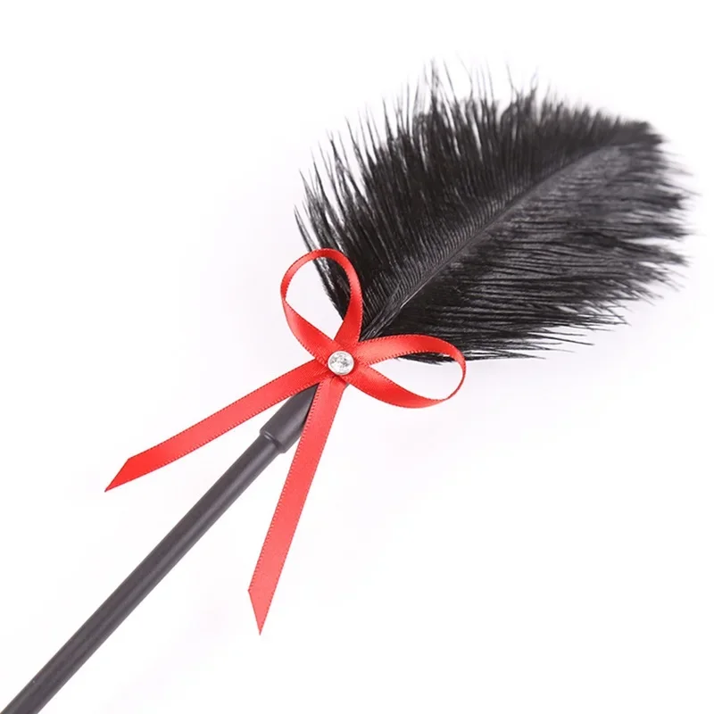 Sex Toys BDSM Feather Tickled Whip Bondage Erotic Punish Fetish Leather Spanking Paddle Play Flogger Sex Toys For Couple Woman Lover